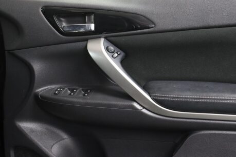 Mitsubishi Eclipse Cross 3 36