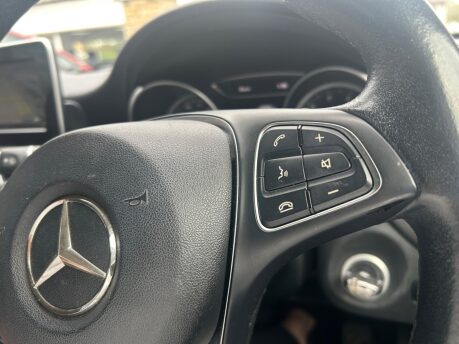 Mercedes-Benz GLA GLA 200 SE EXECUTIVE 14