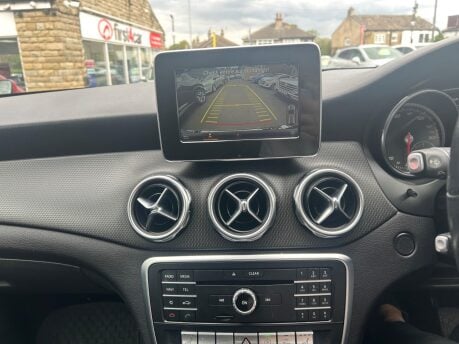 Mercedes-Benz GLA GLA 200 SE EXECUTIVE 17