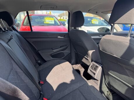 Volkswagen Golf LIFE TDI 13