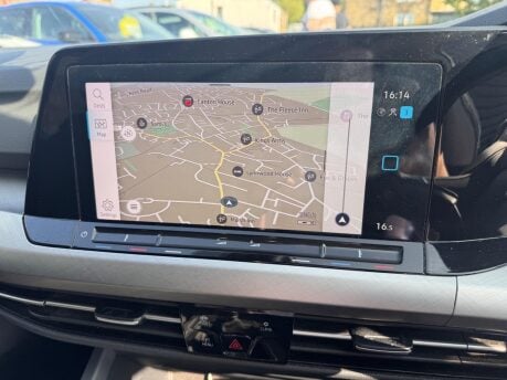 Volkswagen Golf LIFE TDI 16