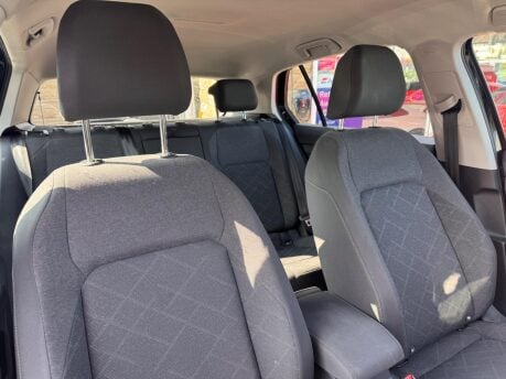 Volkswagen Golf LIFE TDI 11