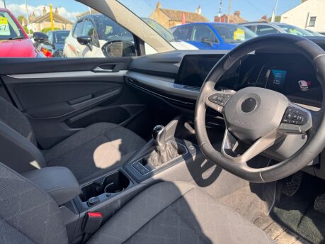 Volkswagen Golf LIFE TDI 10