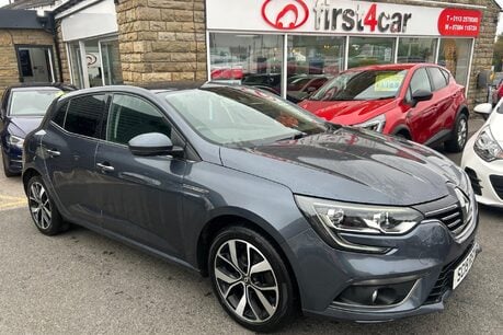 Renault Megane ICONIC TCE