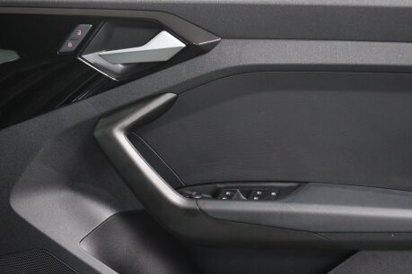 Audi A1 SPORTBACK TFSI TECHNIK 36