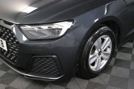 Audi A1 SPORTBACK TFSI TECHNIK 31