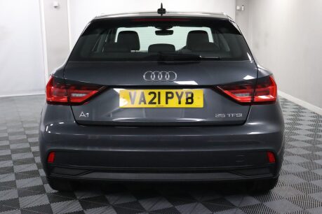 Audi A1 SPORTBACK TFSI TECHNIK 8