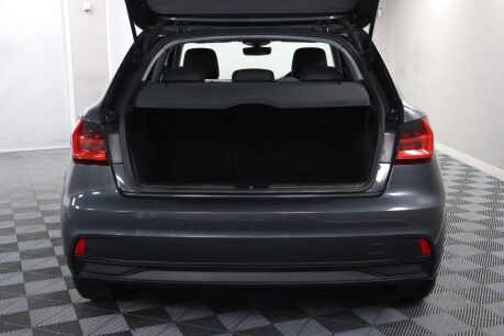 Audi A1 SPORTBACK TFSI TECHNIK 14