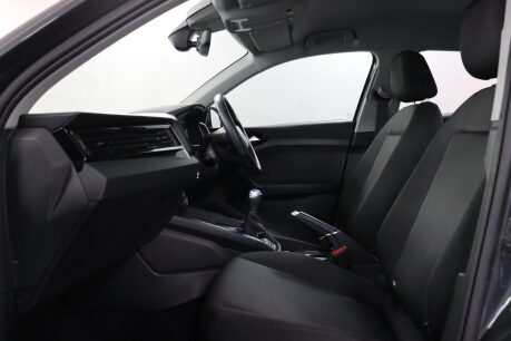 Audi A1 SPORTBACK TFSI TECHNIK 41