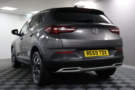 Vauxhall Grandland X SRI NAV 29