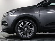 Vauxhall Grandland X SRI NAV 27