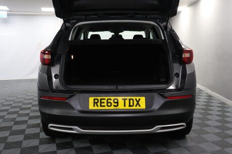 Vauxhall Grandland X SRI NAV 14