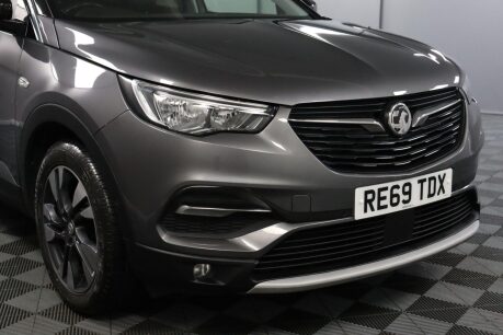 Vauxhall Grandland X SRI NAV 26