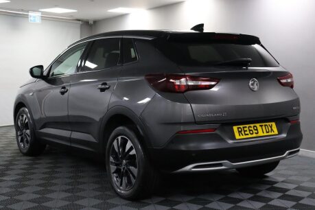 Vauxhall Grandland X SRI NAV 10