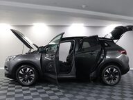 Vauxhall Grandland X SRI NAV 6