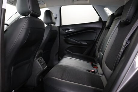 Vauxhall Grandland X SRI NAV 42