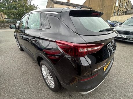 Vauxhall Grandland X BUSINESS EDITION NAV 6