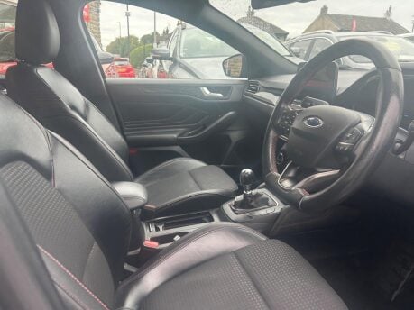 Ford Focus ST-LINE X TDCI 9