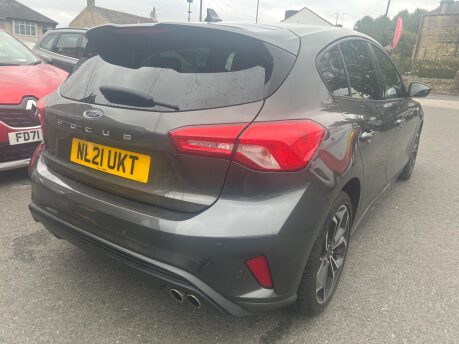 Ford Focus ST-LINE X TDCI 8