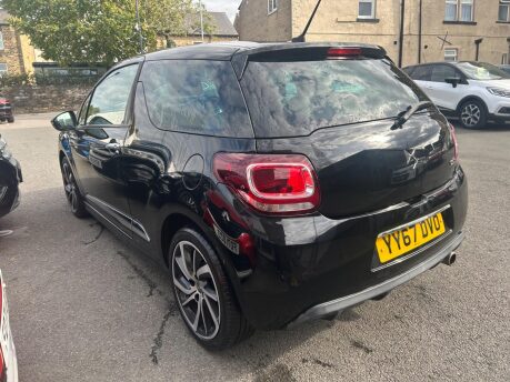 DS DS 3 PURETECH CONNECTED CHIC 4
