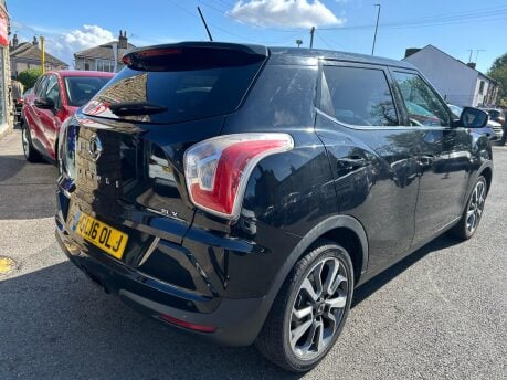 SsangYong Tivoli ELX 9