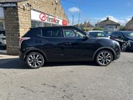 SsangYong Tivoli ELX 8