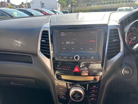 SsangYong Tivoli ELX 14