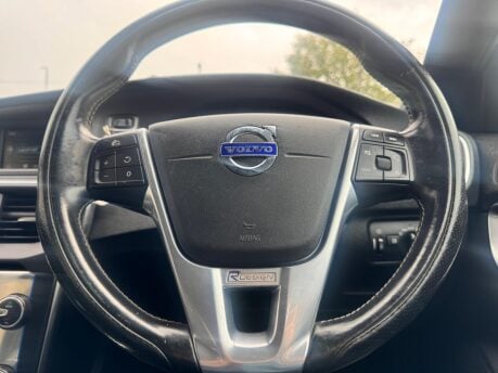 Volvo V40 T2 R-DESIGN 14