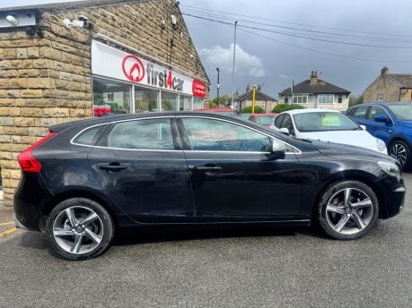 Volvo V40 T2 R-DESIGN 7