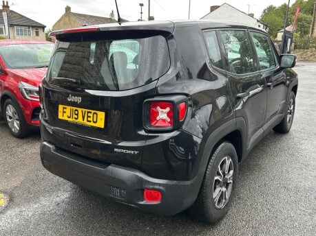 Jeep Renegade SPORT 9