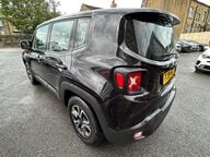 Jeep Renegade SPORT 6