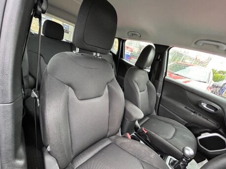 Jeep Renegade SPORT 10