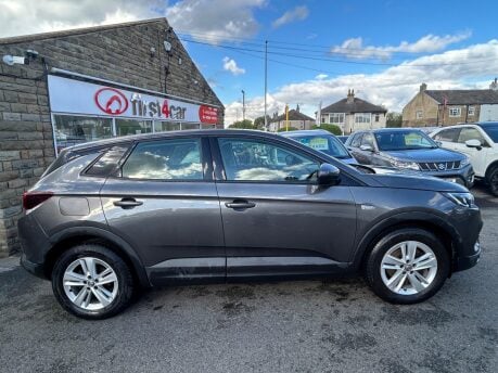 Vauxhall Grandland X SE S/S 8