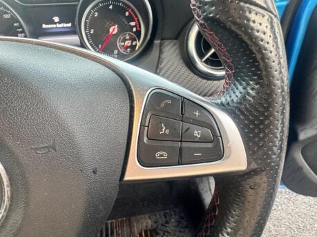 Mercedes-Benz A Class A 180 D AMG LINE 12