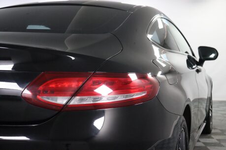 Mercedes-Benz C Class C 220 D SPORT 23