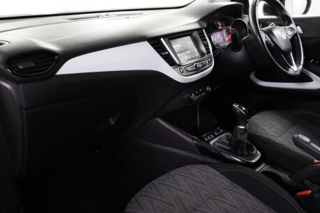 Vauxhall Crossland X GRIFFIN 34