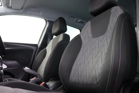 Vauxhall Crossland X GRIFFIN 35