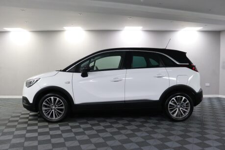 Vauxhall Crossland X GRIFFIN 18