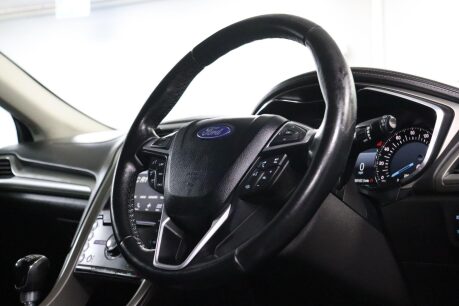 Ford Mondeo VIGNALE TDCI 12