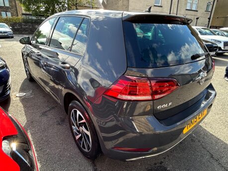 Volkswagen Golf MATCH TDI 6
