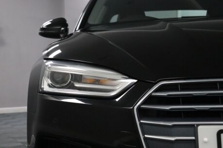 Audi A5 TFSI SPORT 25
