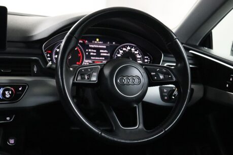 Audi A5 TFSI SPORT 45