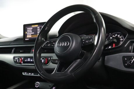 Audi A5 TFSI SPORT 12