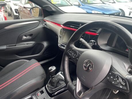 Vauxhall Corsa SRI NAV PREMIUM 9