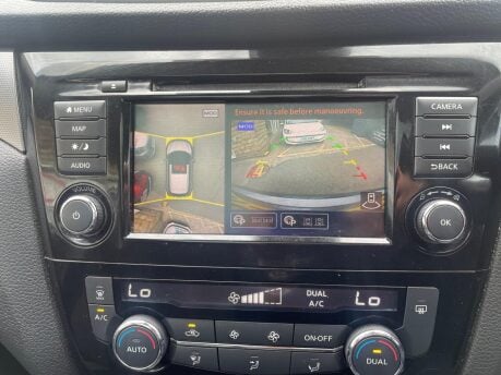 Nissan Qashqai DIG-T N-CONNECTA 11