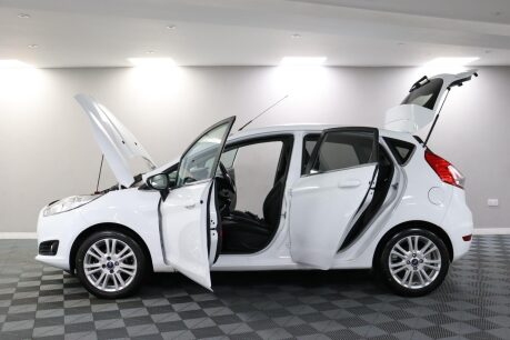 Ford Fiesta ZETEC 6