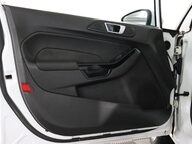 Ford Fiesta ZETEC 41