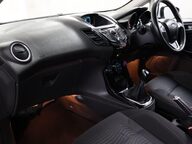 Ford Fiesta ZETEC 34