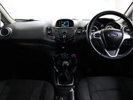 Ford Fiesta ZETEC 38