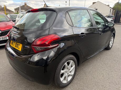 Peugeot 208 ACTIVE 9